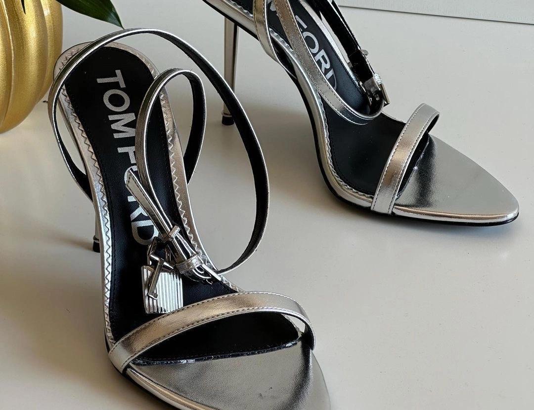 Silver Tom Ford hills