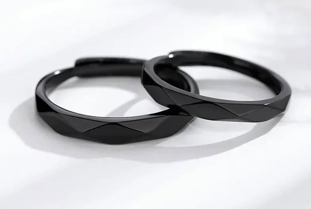 Black Clay Bango