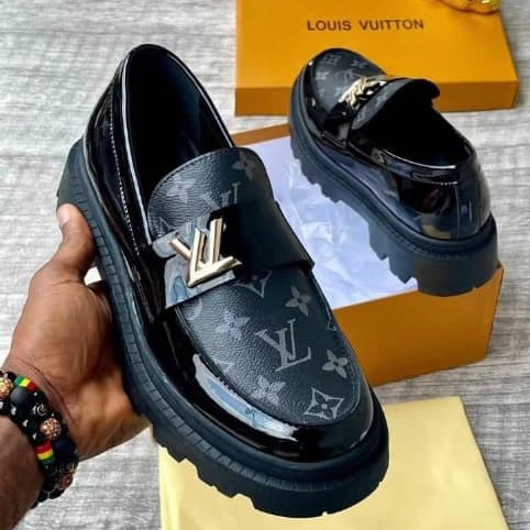 Fashionable Shoes
